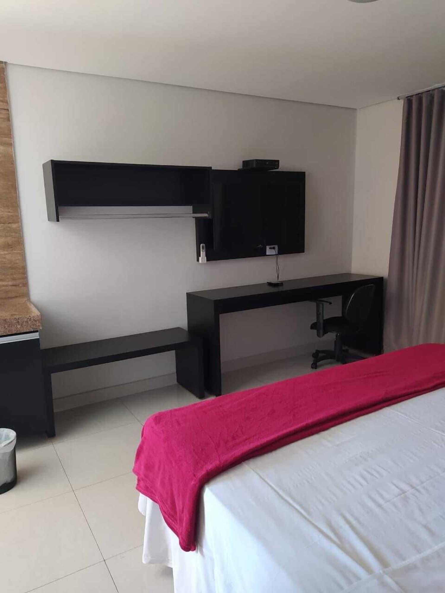 Front Expominas Hotel 3*